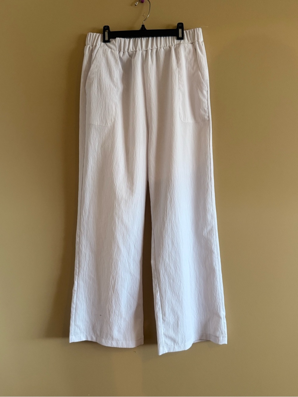 White Women’s Elastic-Waist Straight-Leg Pants